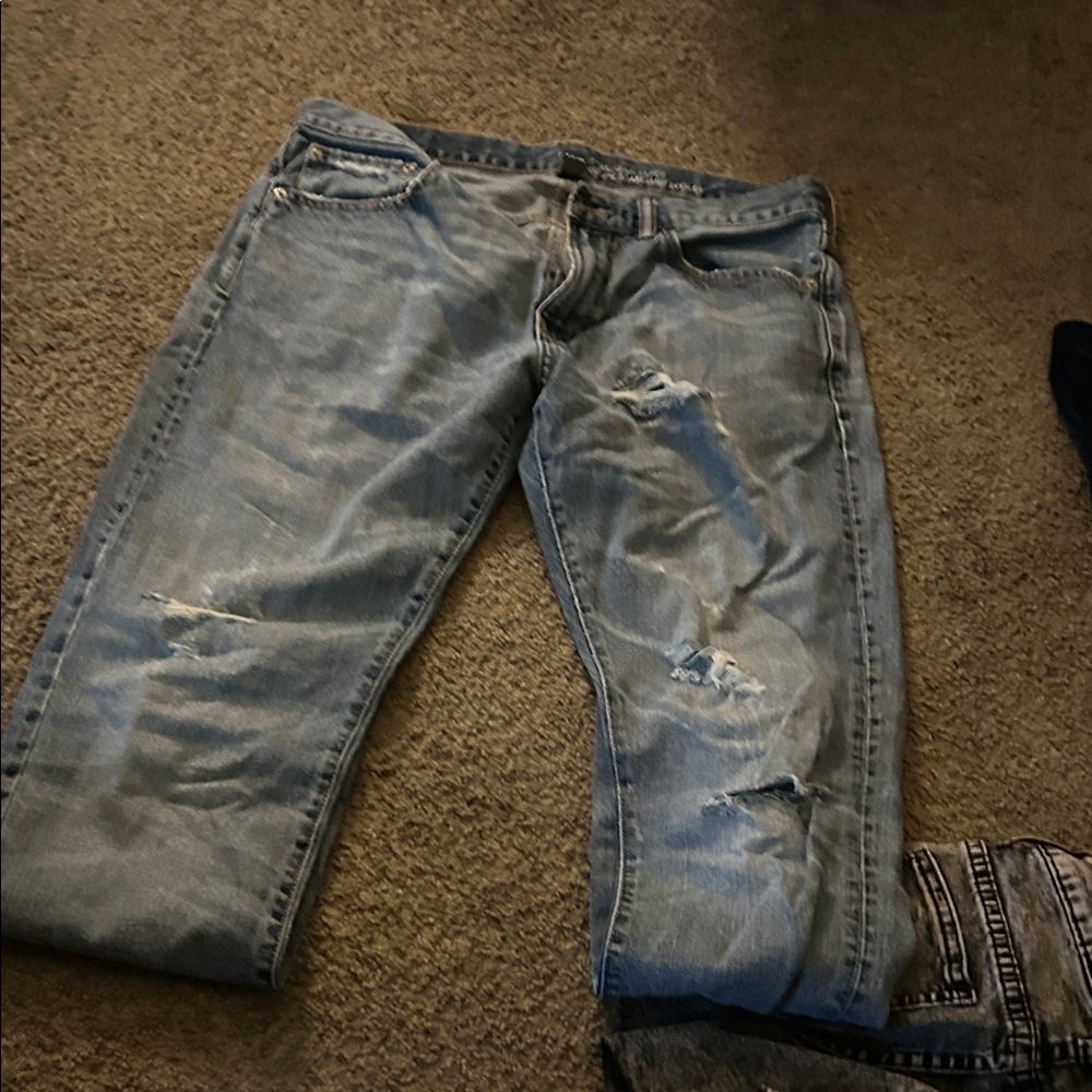 GAP Men's Relaxed Light Blue Jeans